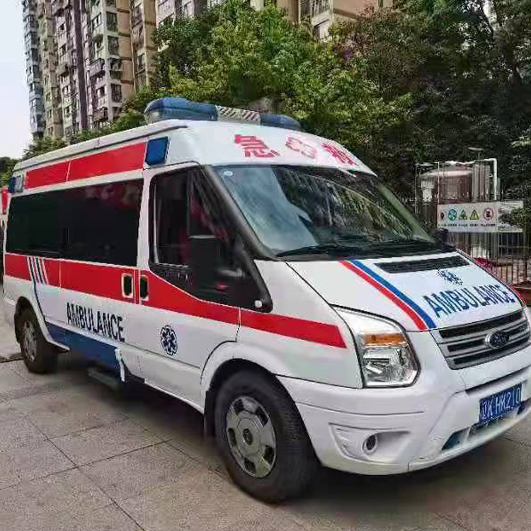 来凤长途救护车护送病人返乡